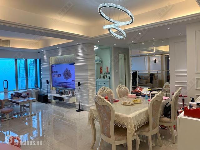 West Kowloon - Sorrento Phase 2 Block 1 03