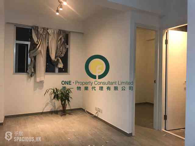 Sai Ying Pun - Lai On Building 01