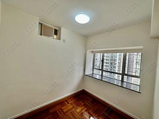 Ap Lei Chau - South Horizons Phase 2 Yee King Court (Block 8) 03