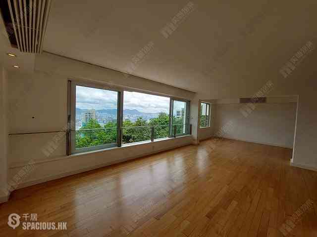 The Peak - Barker Villa 01