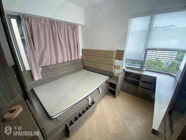 Pak Shek Kok - St Martin Phase 1 Tower 6 01
