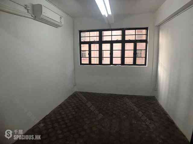 Soho - 11, Wing Lee Street 01
