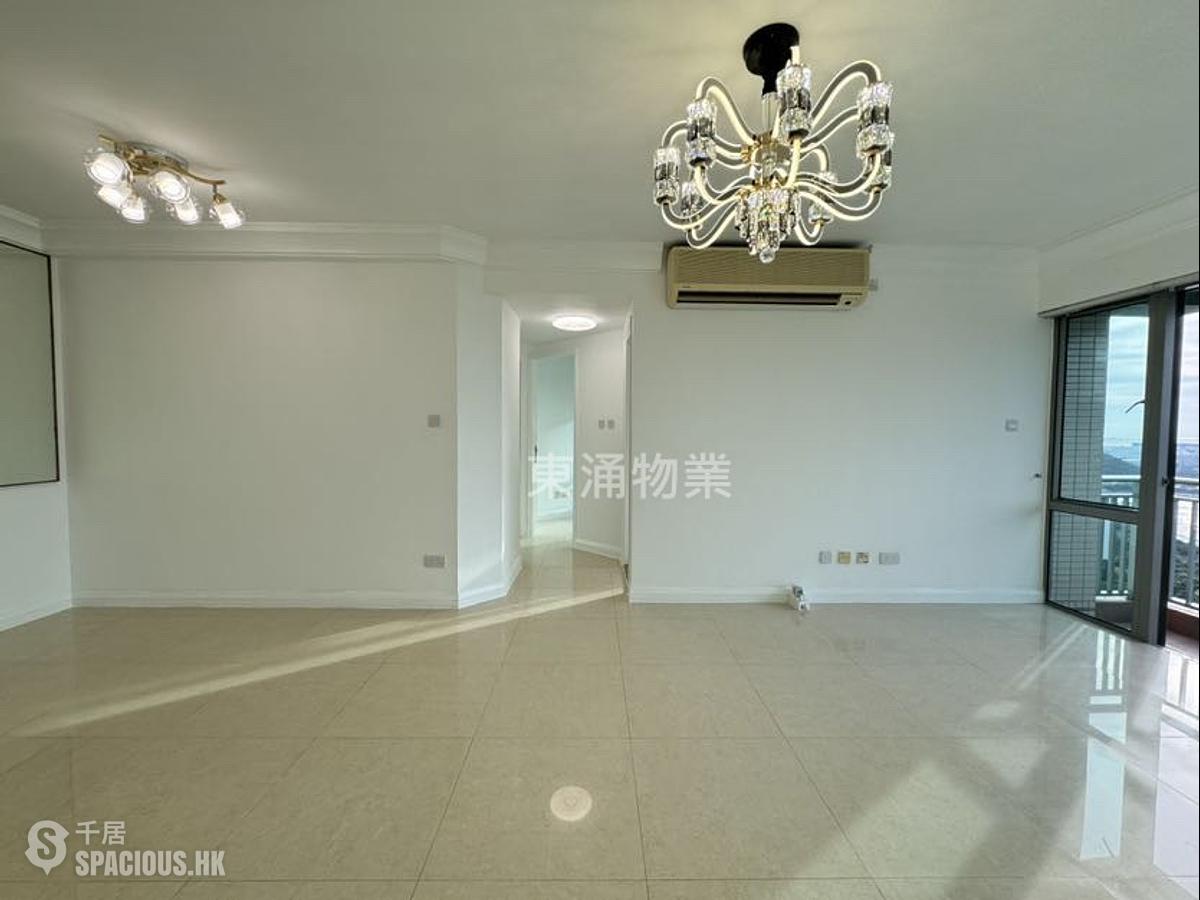 Tung Chung - Caribbean Coast Phase 2 Albany Cove Tower 7 01