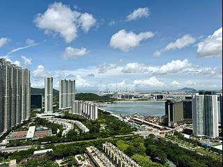 Tung Chung - Caribbean Coast Phase 2 Albany Cove Tower 7 05