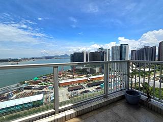 Tung Chung - Coastal Skyline Phase 4 Le Bleu Deux 05