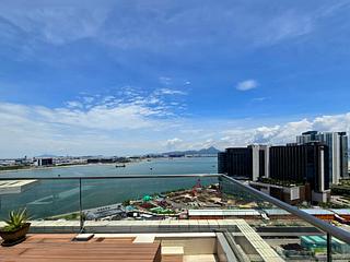 Tung Chung - Coastal Skyline Phase 4 Le Bleu Deux 19