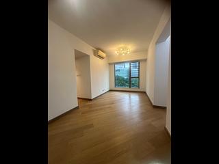 Tsuen Wan - Parc City Block 1 02