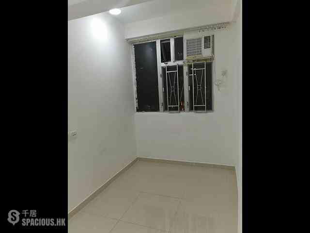 Sham Shui Po - Rondall Building 01