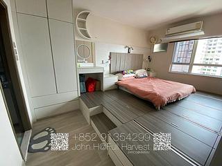 Pok Fu Lam - Baguio Villa Block 34 04