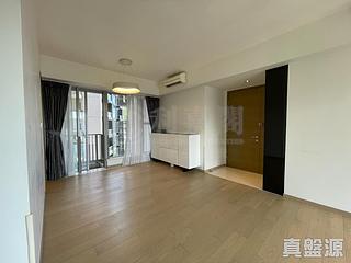 Sai Ying Pun - The Summa Block 1 03