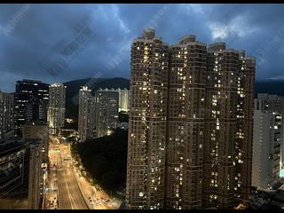 Tsuen Wan - Discovery Park Phase 3 Block 12 04