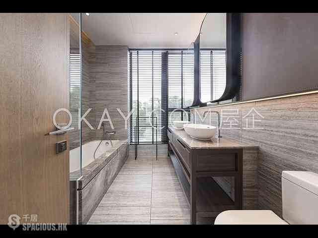 Gold Coast / So Kwun Wat - The Carmel 11