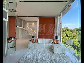 Chung Hom Kok - Cypresswaver Villas 05