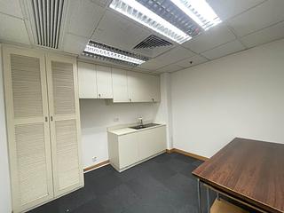 Admiralty - United Centre 11
