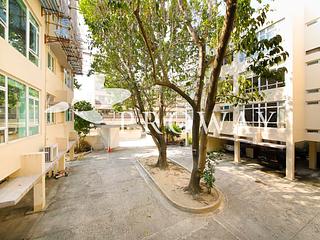 Pok Fu Lam - Bisney Villas 02