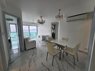 Tung Chung - Caribbean Coast Phase 3 Carmel Cove Tower 11 07