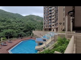 Tai Hang - Ronsdale Garden 03