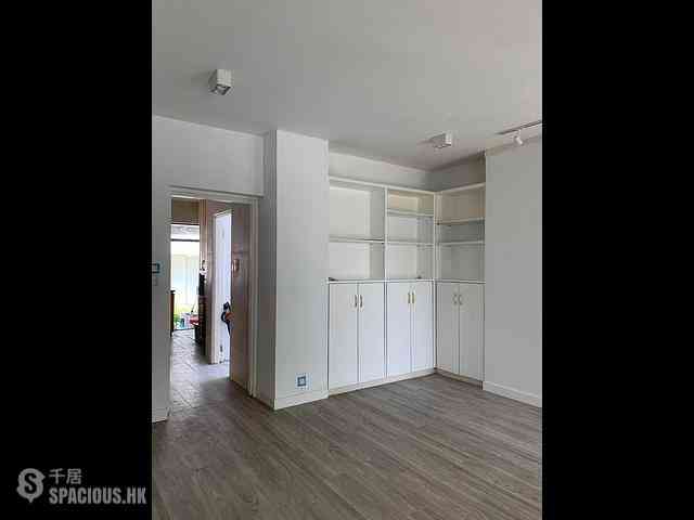 Discovery Bay - Discovery Bay Phase 1 Beach Village Headland Drive 03