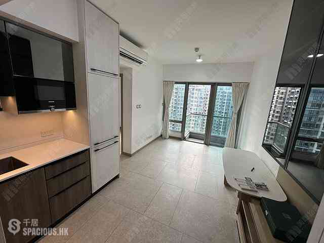 Pak Shek Kok - St Martin Phase 1 Tower 1 01