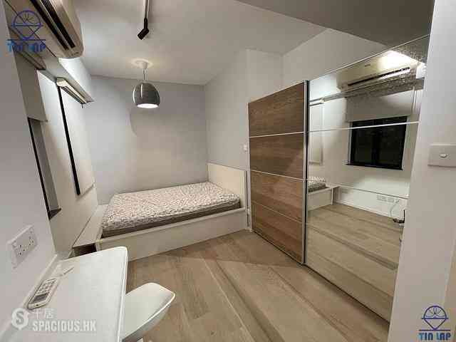 Sheung Wan - 179-181, Queen's Road West 01