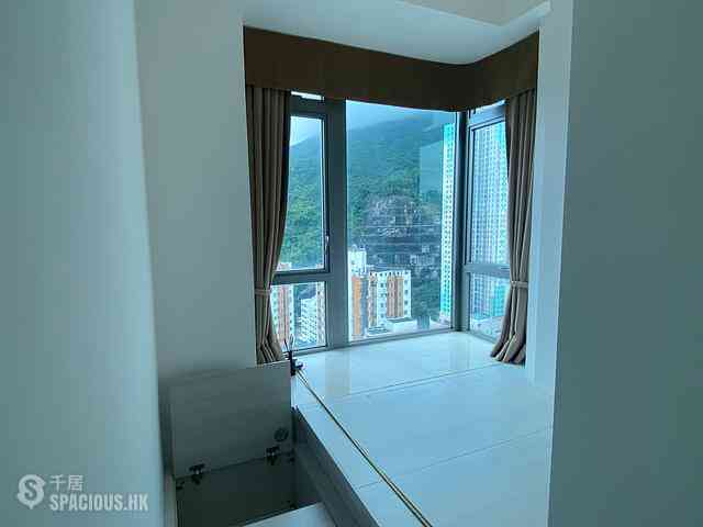 Shau Kei Wan - i・UniQ Residence 01