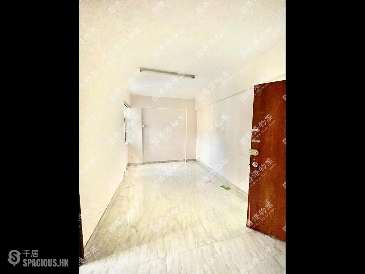 Causeway Bay - Pearl City Mansion Block A 01