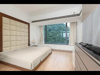 Repulse Bay - Grosvenor Place 04