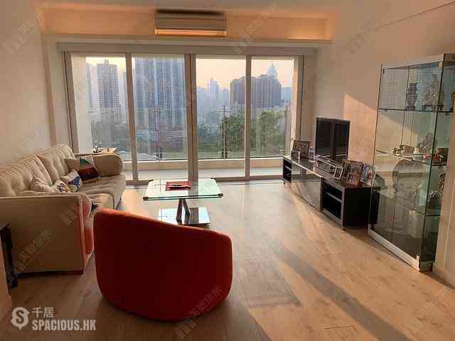 Tai Hang - Swiss Towers Block 4 (Block GH) 01