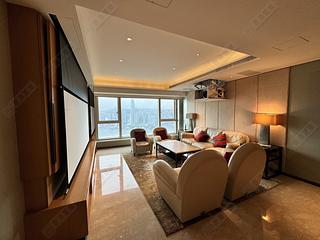 West Kowloon - The Cullinan (Tower 21 Zone 3 Royal Sky) 12