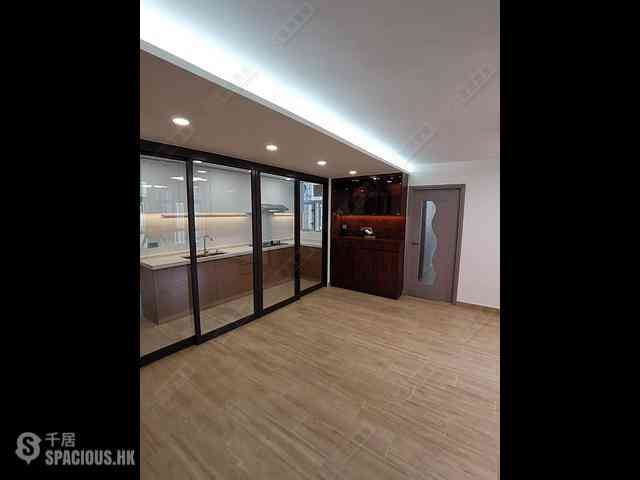 Tai Koo Shing - Tai Koo Shing Sing Fai Terrace Ngan Sing Mansion 01