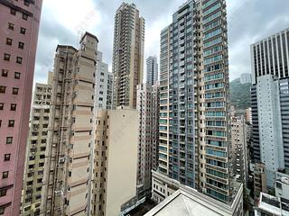 Wan Chai - The Avenue Phase 2 Block 3 09