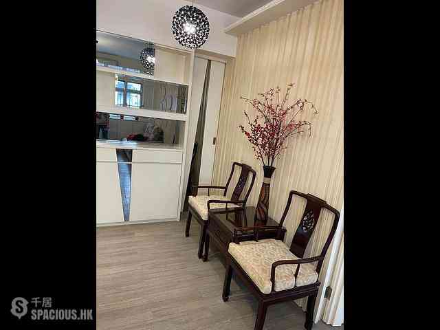 Tsim Sha Tsui - Pine Tree Building 01