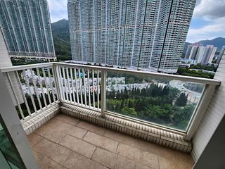 Tung Chung - Coastal Skyline Phase 4 Le Bleu Deux 12