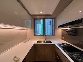 Wong Chuk Hang - The Southside Phase 2 La Marina Block 1 (1A) 03