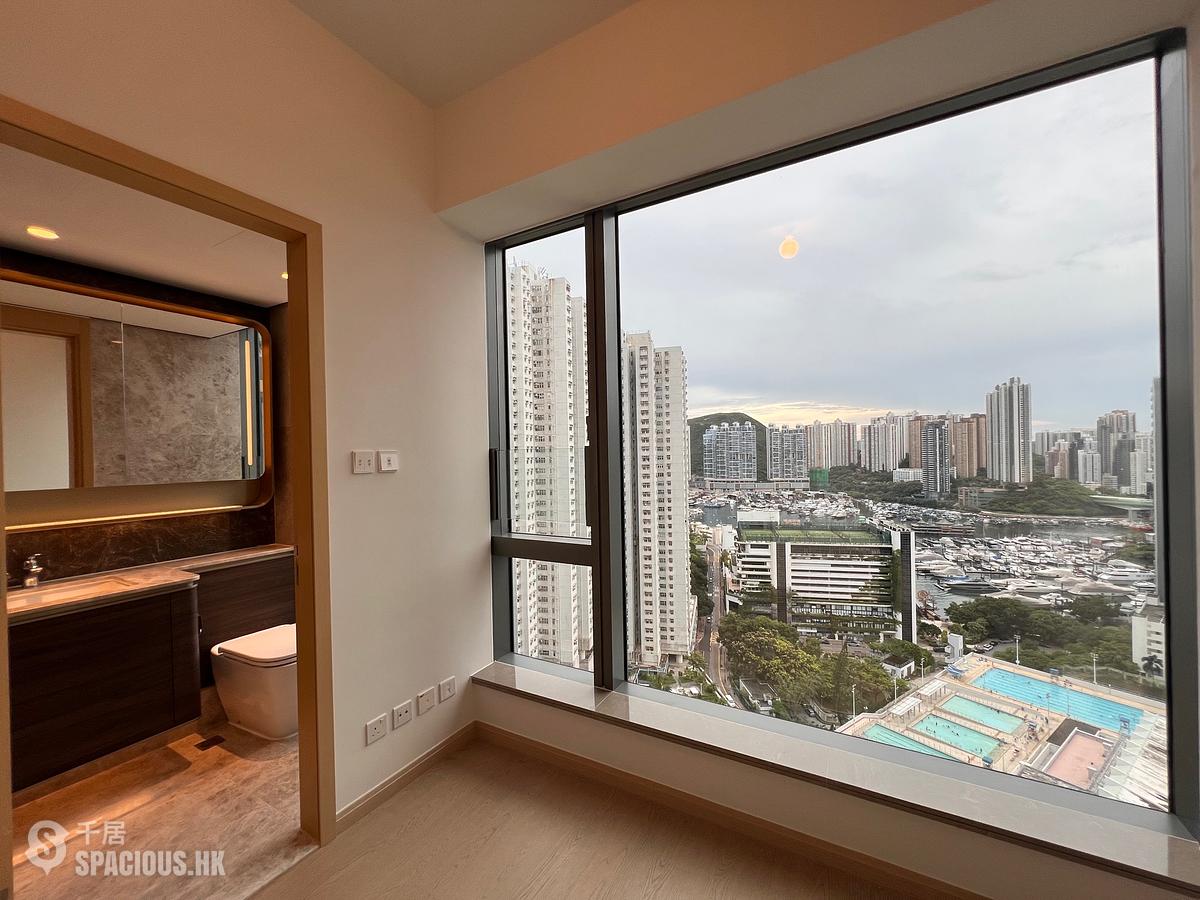 Wong Chuk Hang - The Southside Phase 2 La Marina Block 1 (1B) 01