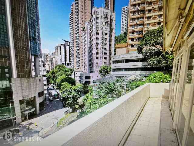 Happy Valley - 38, Blue Pool Road 01
