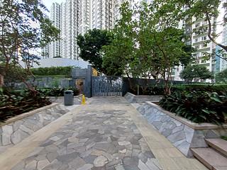 Quarry Bay - The Orchards 17