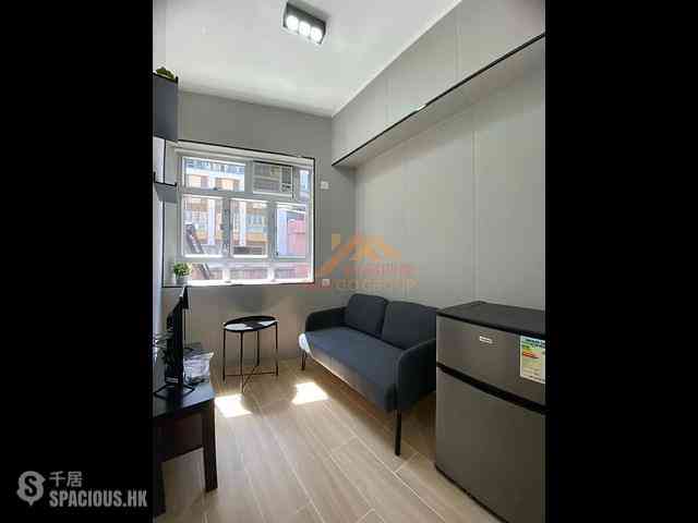 Soho - 24, Elgin Street 01