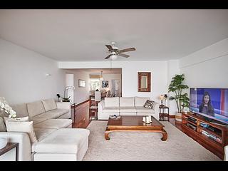 Pok Fu Lam - Scenic Villas 03