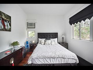 Pok Fu Lam - Scenic Villas 09