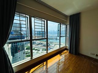 West Kowloon - The Waterfront 06