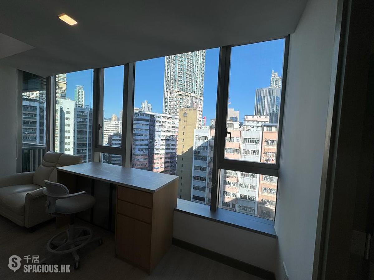 Tai Kok Tsui - L・Living 23 01