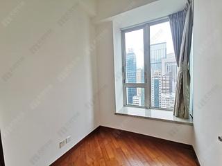 Wan Chai - The Avenue Phase 2 Block 1 08