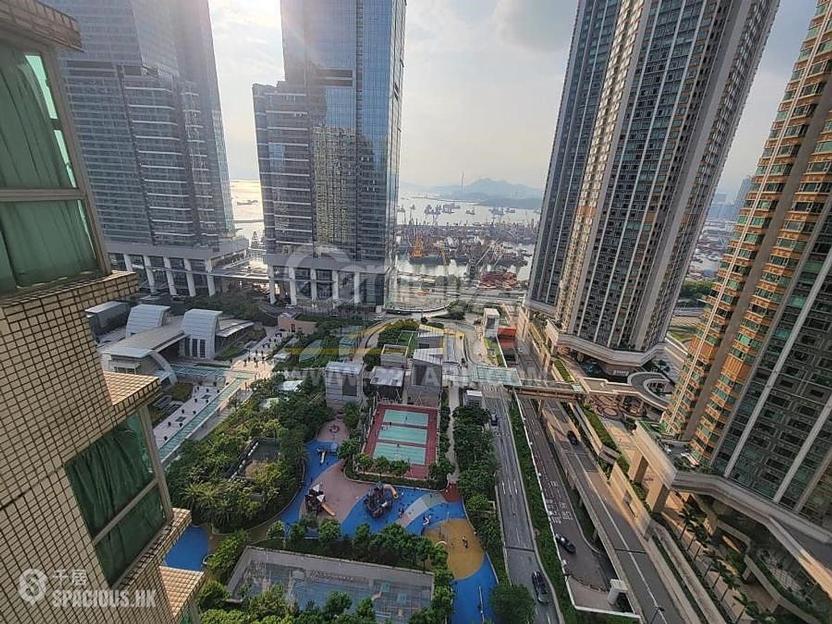 West Kowloon - The Waterfront Phase 2 Block 7 01