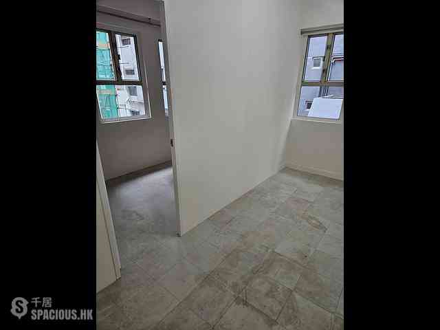 Wan Chai - 242-248, Lockhart Road 01