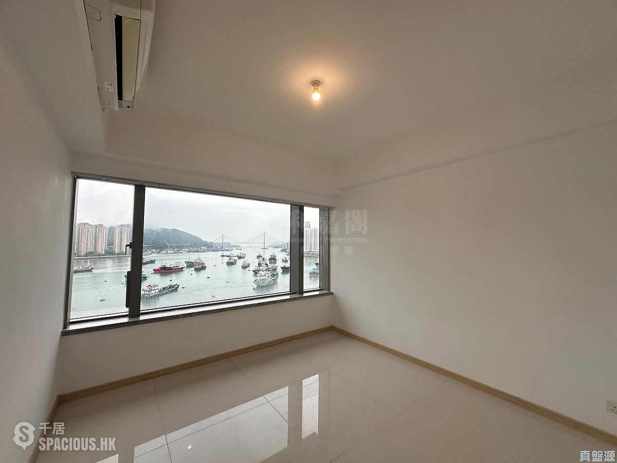 Tsuen Wan - Ocean Pride Phase 3 Block 6 01