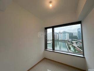 Tsuen Wan - Ocean Pride Phase 3 Block 6 06