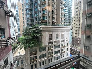 Wan Chai - Tai Yuen Court 12