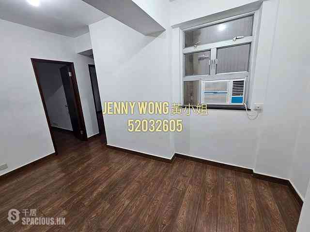 Tsim Sha Tsui - Lip Seng Mansion 01
