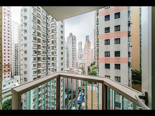 Wan Chai - The Avenue Phase 1 Block 5 07